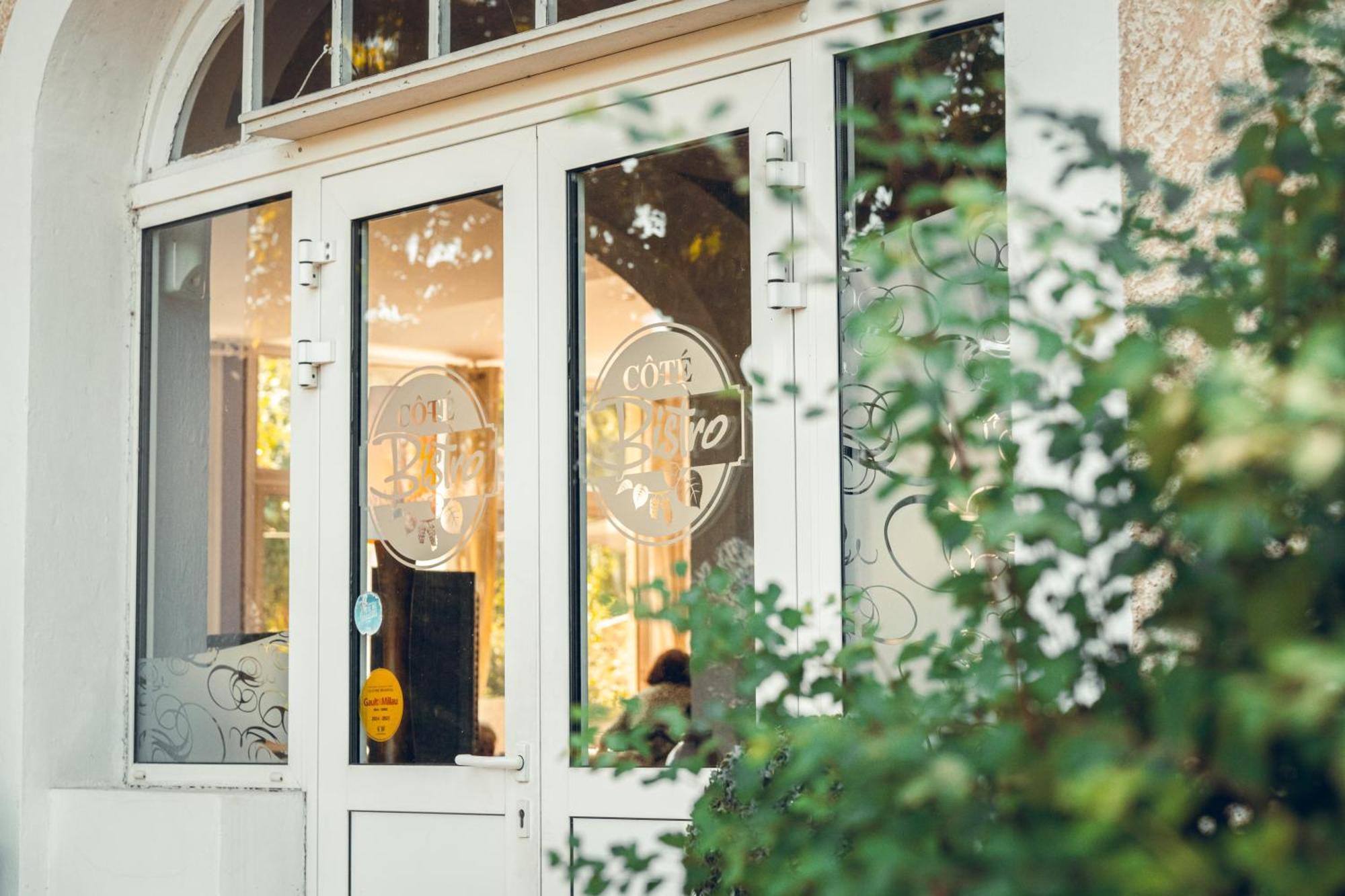 Logis Hotel La Magnanerie - Cote Bistro Aubignosc Ngoại thất bức ảnh