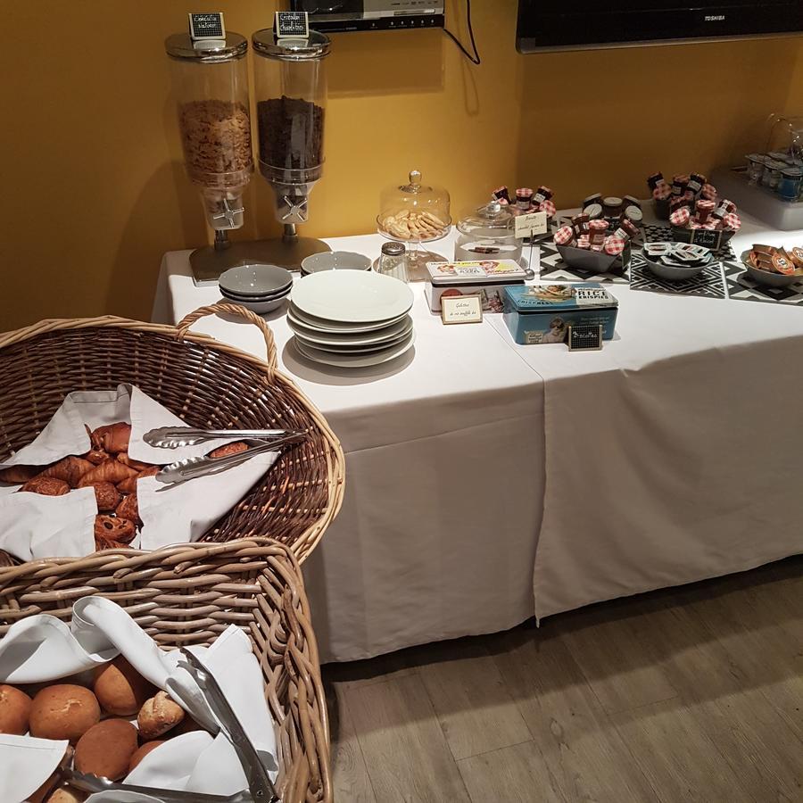 Logis Hotel La Magnanerie - Cote Bistro Aubignosc Ngoại thất bức ảnh