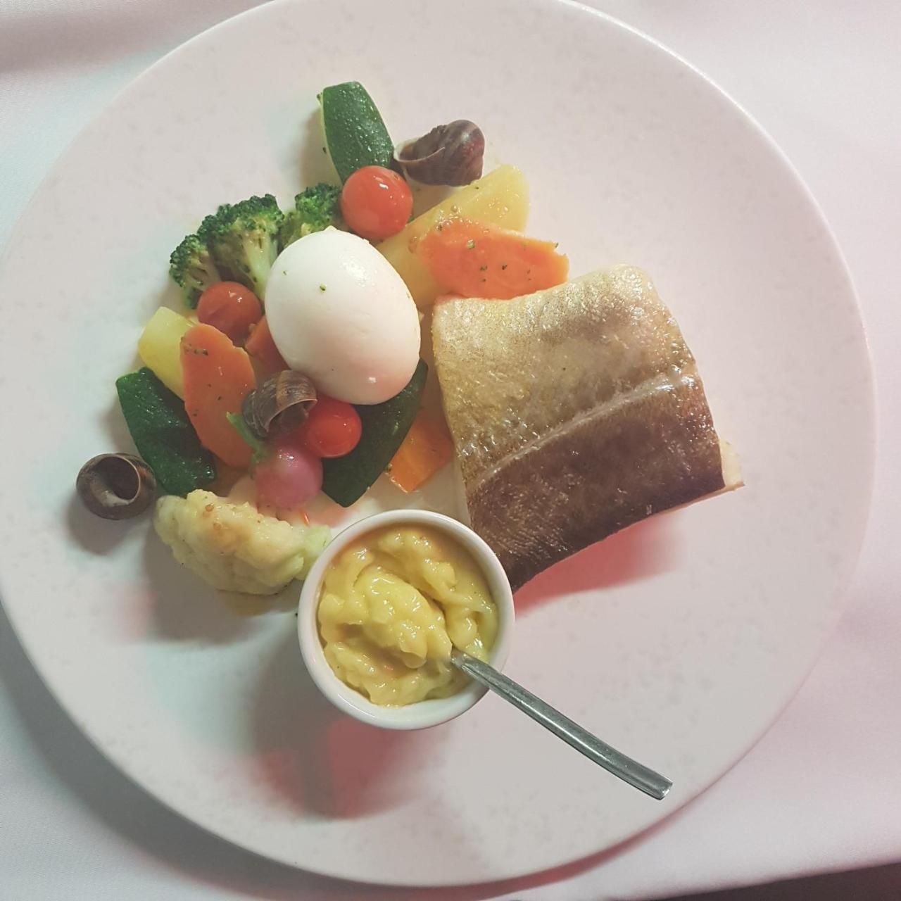 Logis Hotel La Magnanerie - Cote Bistro Aubignosc Ngoại thất bức ảnh